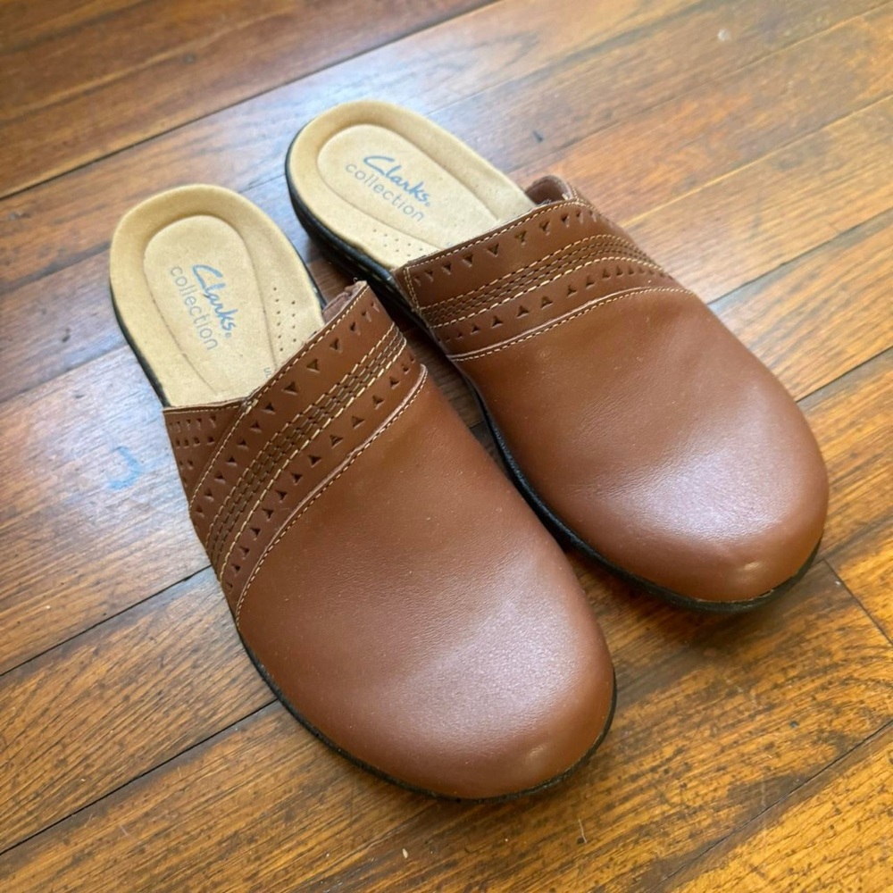 Clarks Women’s Brown Slip-On Shoes Mules